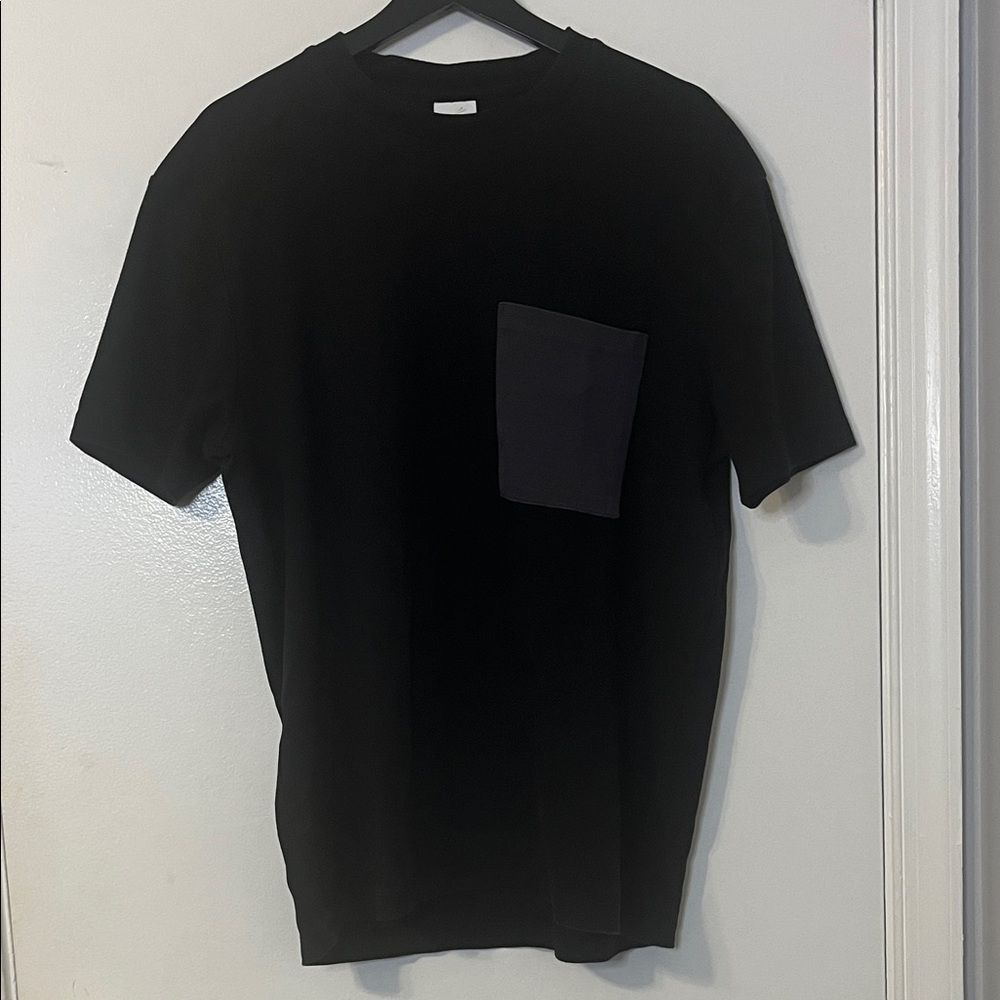 Zara Black Short Sleeve L Tee with Pocket
